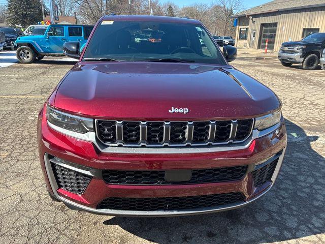 new 2026 Jeep Grand Cherokee car, priced at $44,562