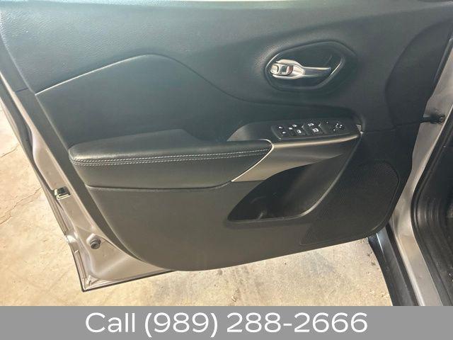 used 2021 Jeep Cherokee car, priced at $17,986