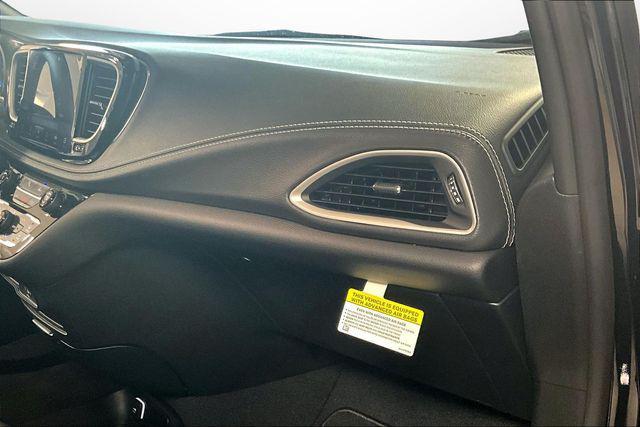 new 2026 Chrysler Pacifica car, priced at $39,321