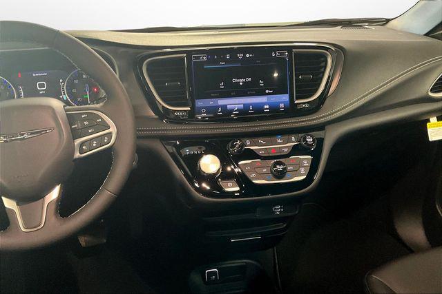 new 2026 Chrysler Pacifica car, priced at $39,321