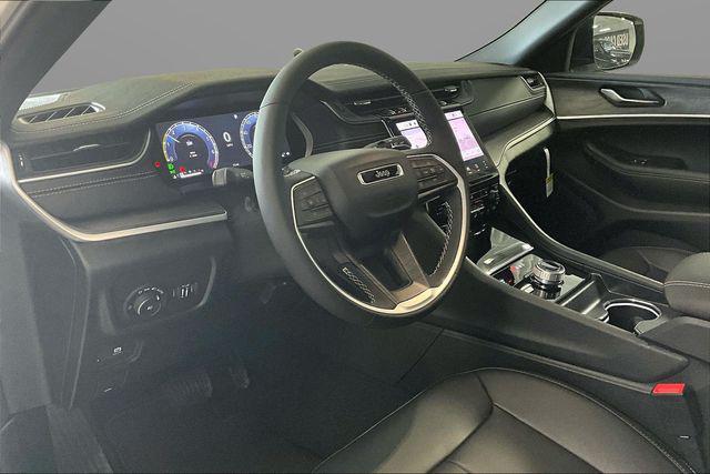 new 2025 Jeep Grand Cherokee L car, priced at $42,312