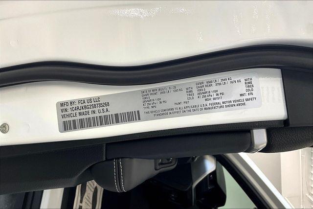 new 2025 Jeep Grand Cherokee L car, priced at $42,312