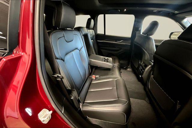 new 2025 Jeep Grand Cherokee car, priced at $41,505