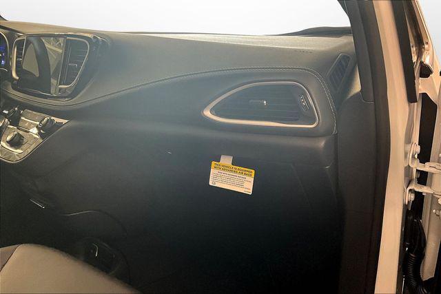 new 2026 Chrysler Pacifica car, priced at $37,857