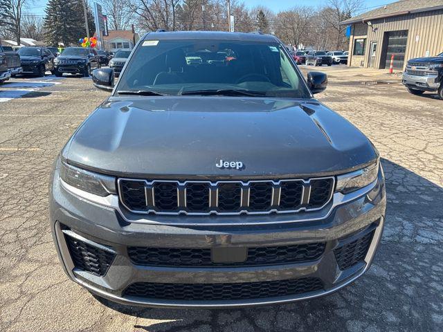 new 2026 Jeep Grand Cherokee car, priced at $48,405