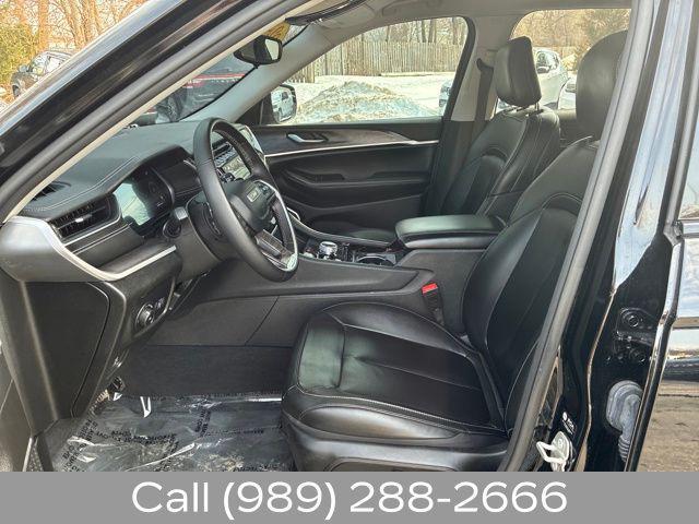 used 2023 Jeep Grand Cherokee car, priced at $24,795