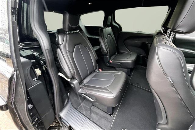 new 2026 Chrysler Pacifica car, priced at $39,321