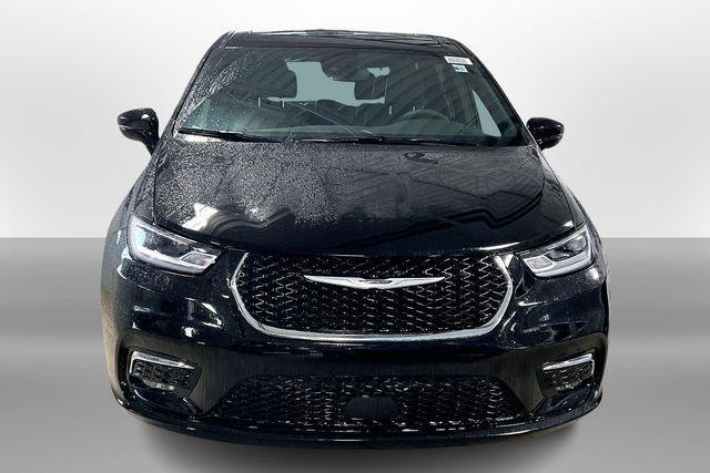 new 2026 Chrysler Pacifica car, priced at $39,321