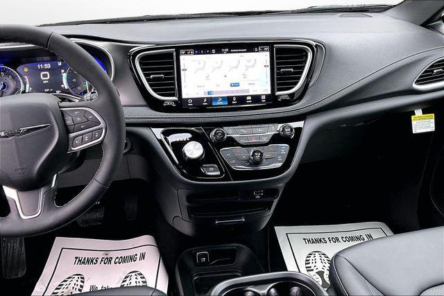 new 2026 Chrysler Pacifica car, priced at $39,321
