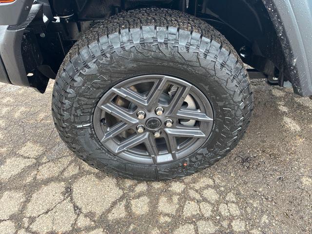 new 2026 Jeep Wrangler car, priced at $44,398