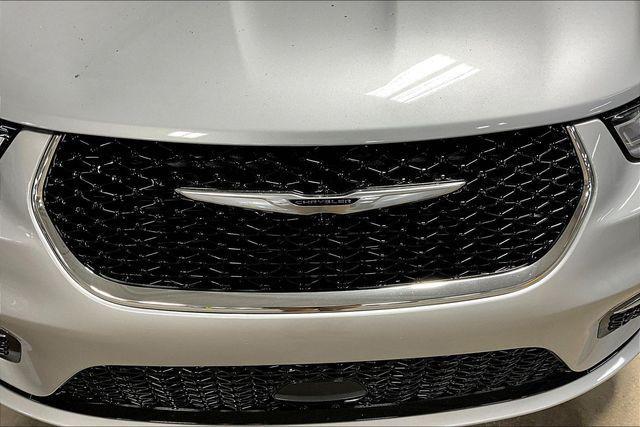 new 2026 Chrysler Pacifica car, priced at $39,745