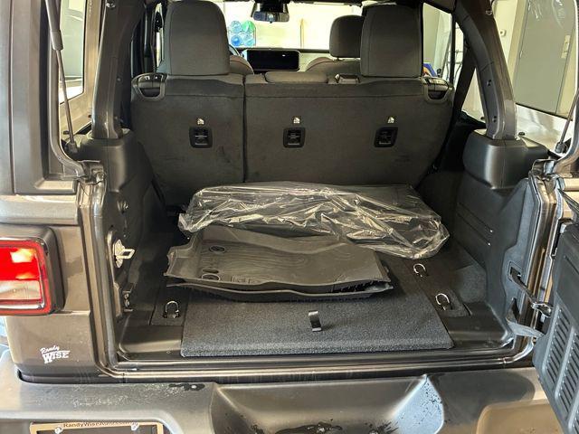 new 2026 Jeep Wrangler car, priced at $44,593