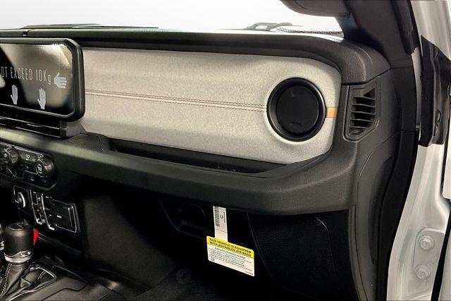 new 2025 Jeep Gladiator car, priced at $41,115