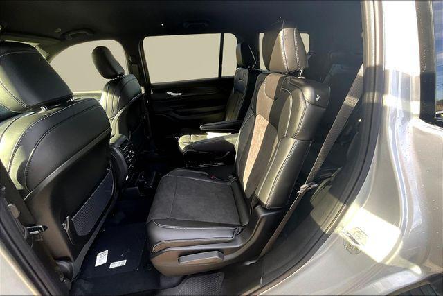 new 2025 Jeep Grand Cherokee L car, priced at $39,557