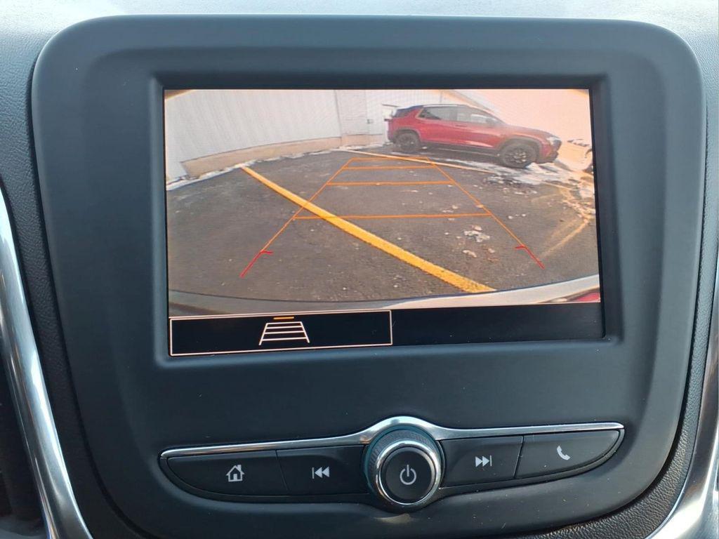 used 2022 Chevrolet Equinox car, priced at $17,699