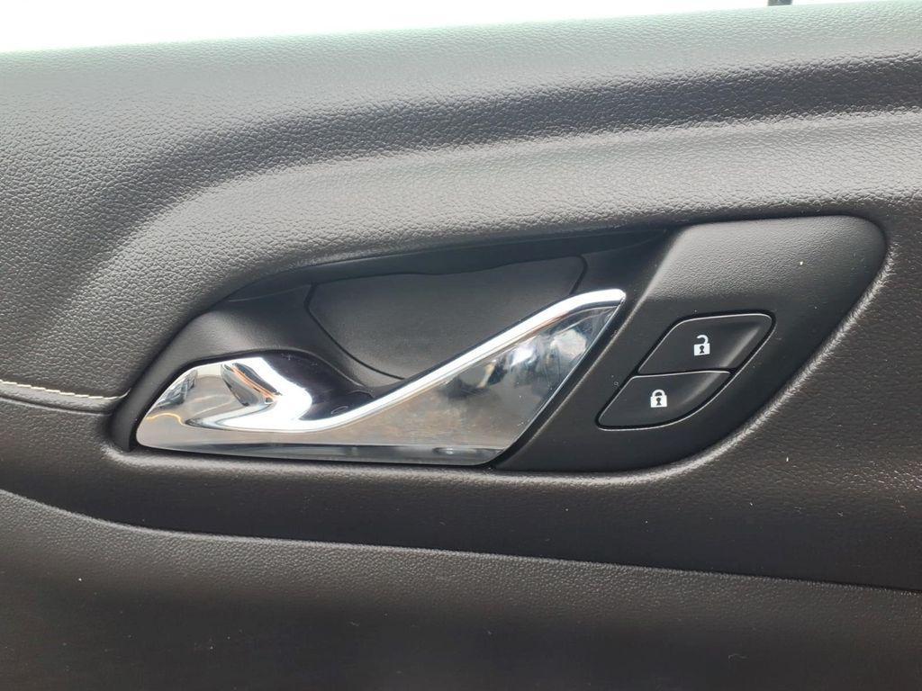 used 2022 GMC Acadia car, priced at $29,891