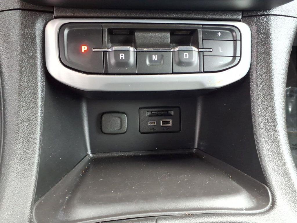used 2022 GMC Acadia car, priced at $29,891
