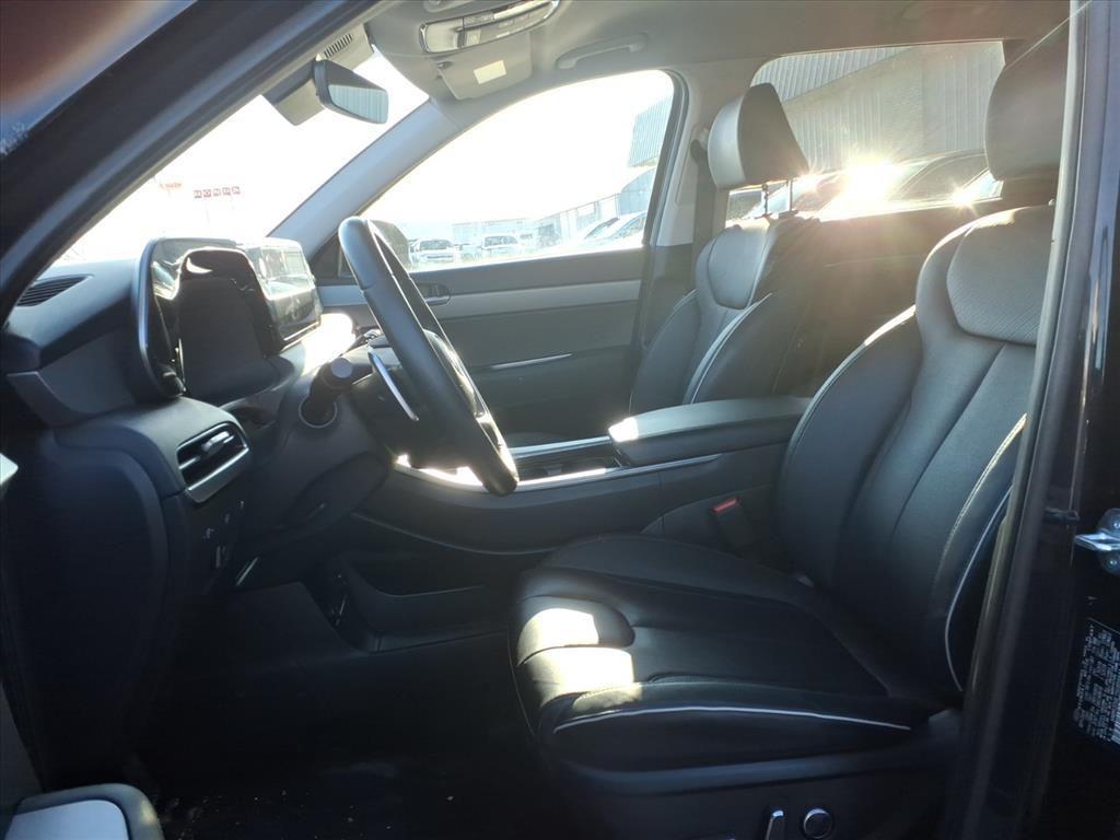 used 2025 Hyundai Palisade car, priced at $34,597
