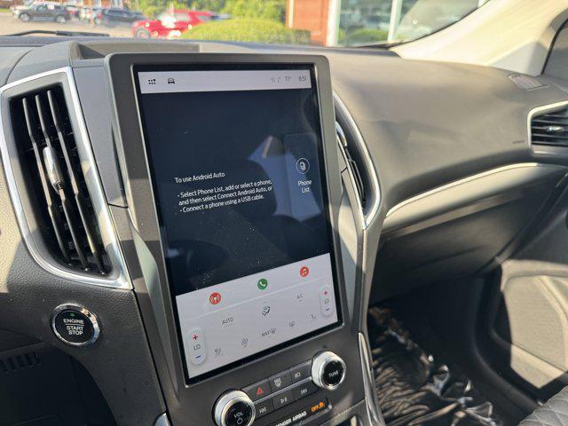 used 2024 Ford Edge car, priced at $28,995