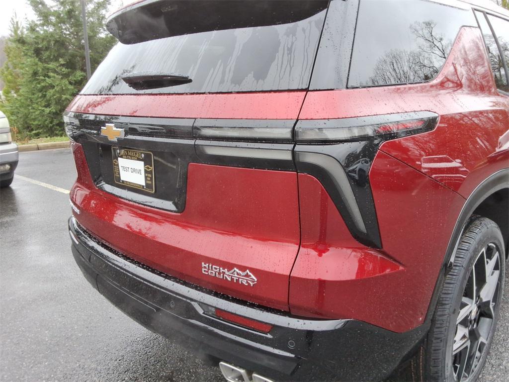 new 2026 Chevrolet Traverse car, priced at $57,132