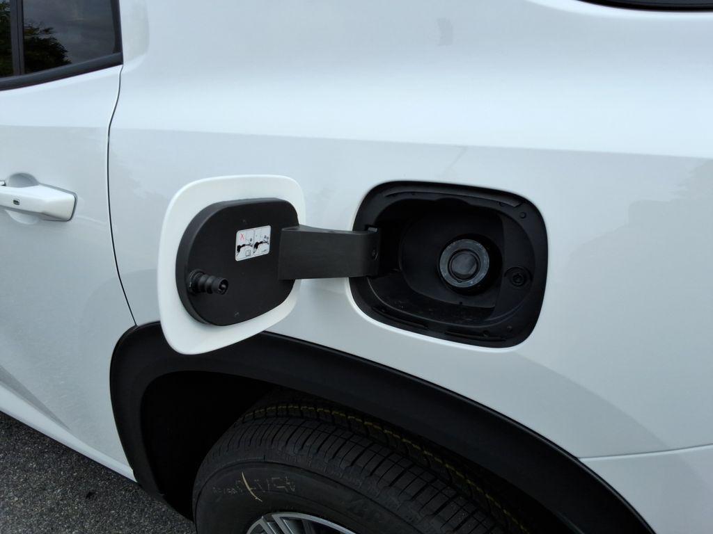 new 2026 Chevrolet Traverse car, priced at $39,119