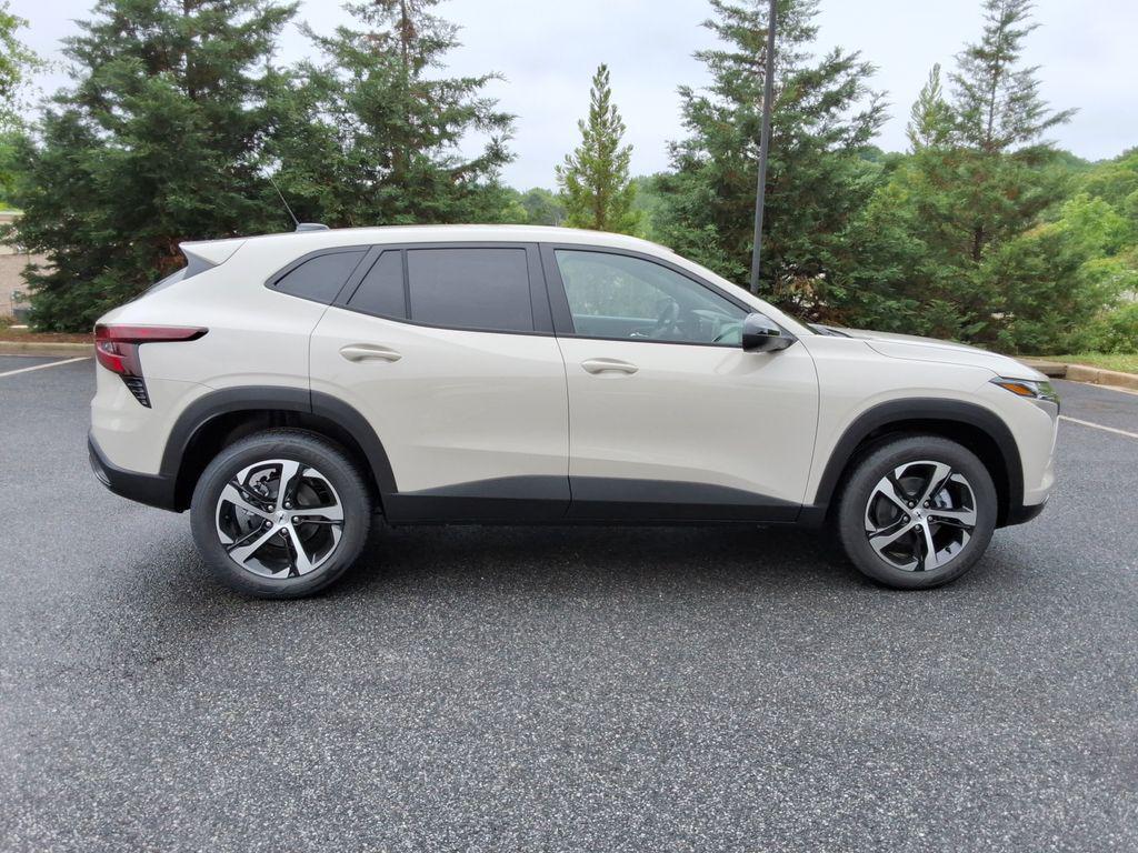 new 2026 Chevrolet Trax car, priced at $25,097