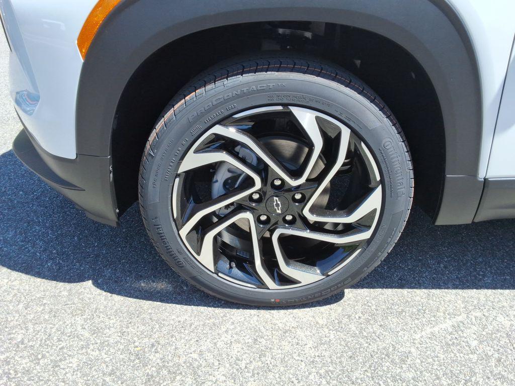 new 2026 Chevrolet TrailBlazer car, priced at $28,166
