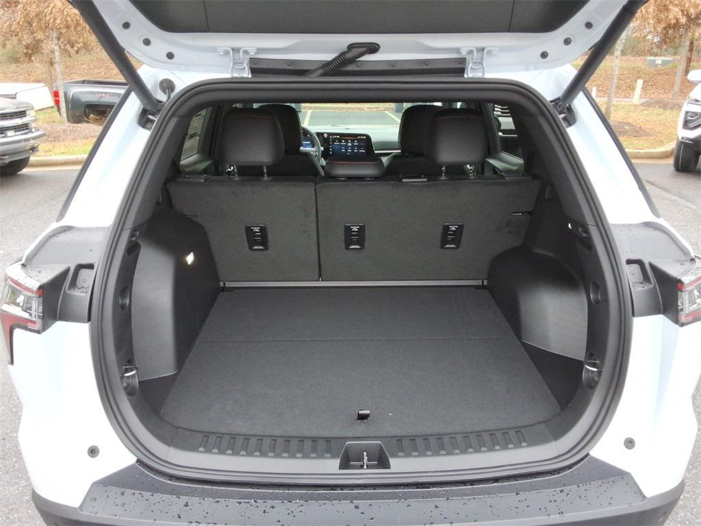 new 2026 Chevrolet Equinox car, priced at $32,674