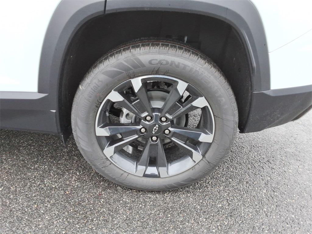 new 2026 Chevrolet Equinox car, priced at $32,674