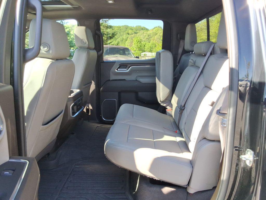 used 2022 GMC Sierra 1500 car, priced at $41,488