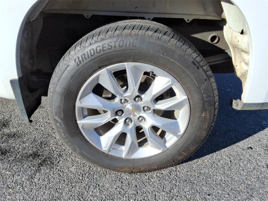 used 2025 Chevrolet Silverado 1500 car, priced at $39,777