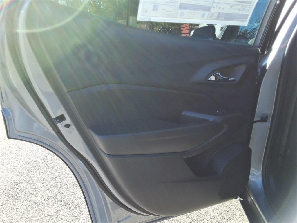 new 2026 Chevrolet Trax car, priced at $23,039