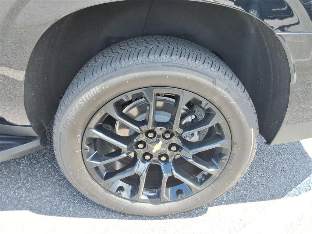 new 2025 Chevrolet Suburban car, priced at $83,510