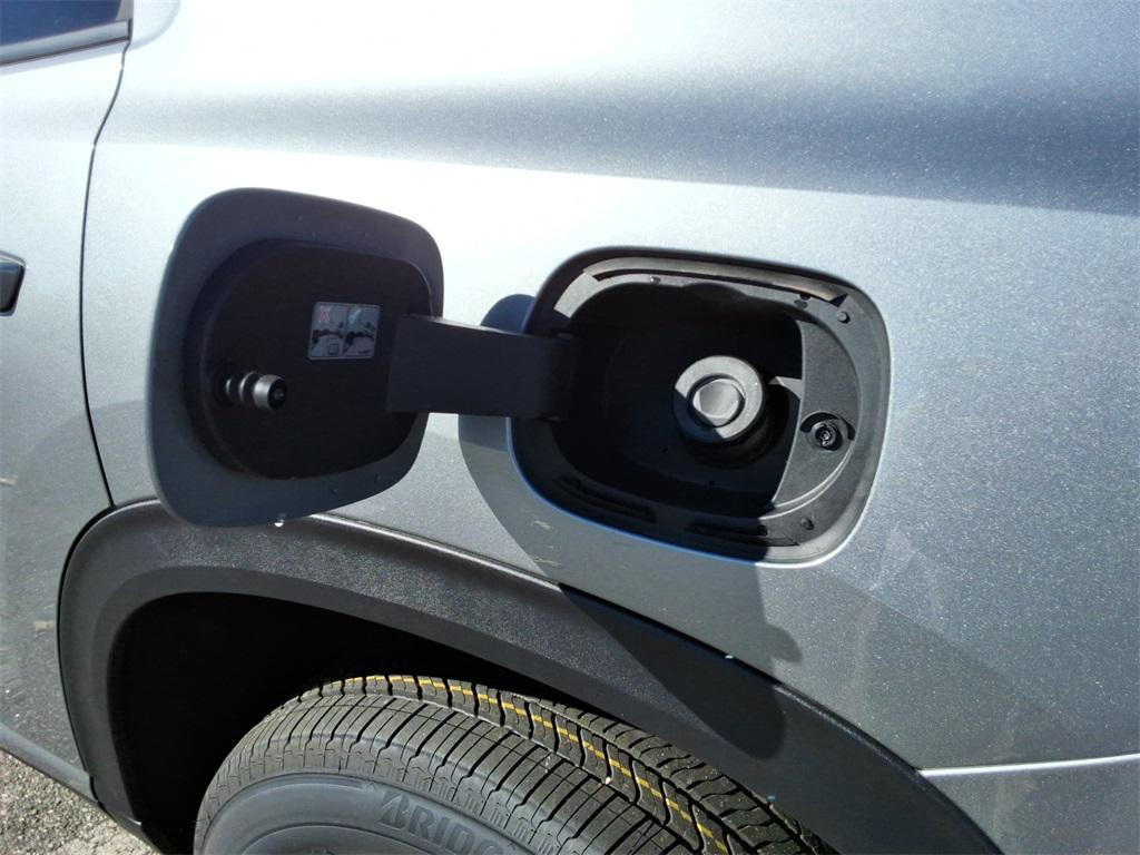 new 2026 Chevrolet Traverse car, priced at $40,171