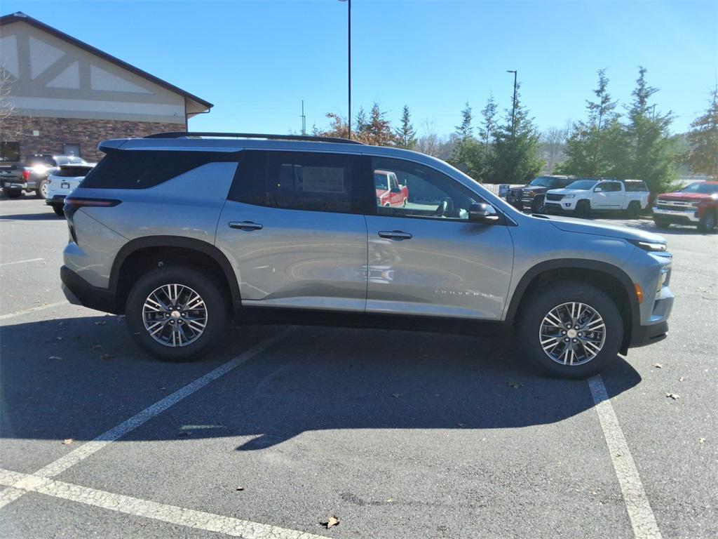 new 2026 Chevrolet Traverse car, priced at $40,171