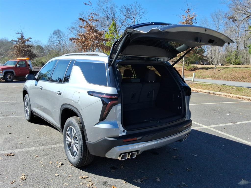 new 2026 Chevrolet Traverse car, priced at $40,171
