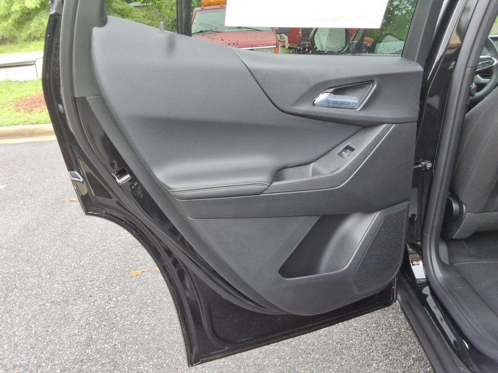 new 2026 Chevrolet Equinox car, priced at $28,068