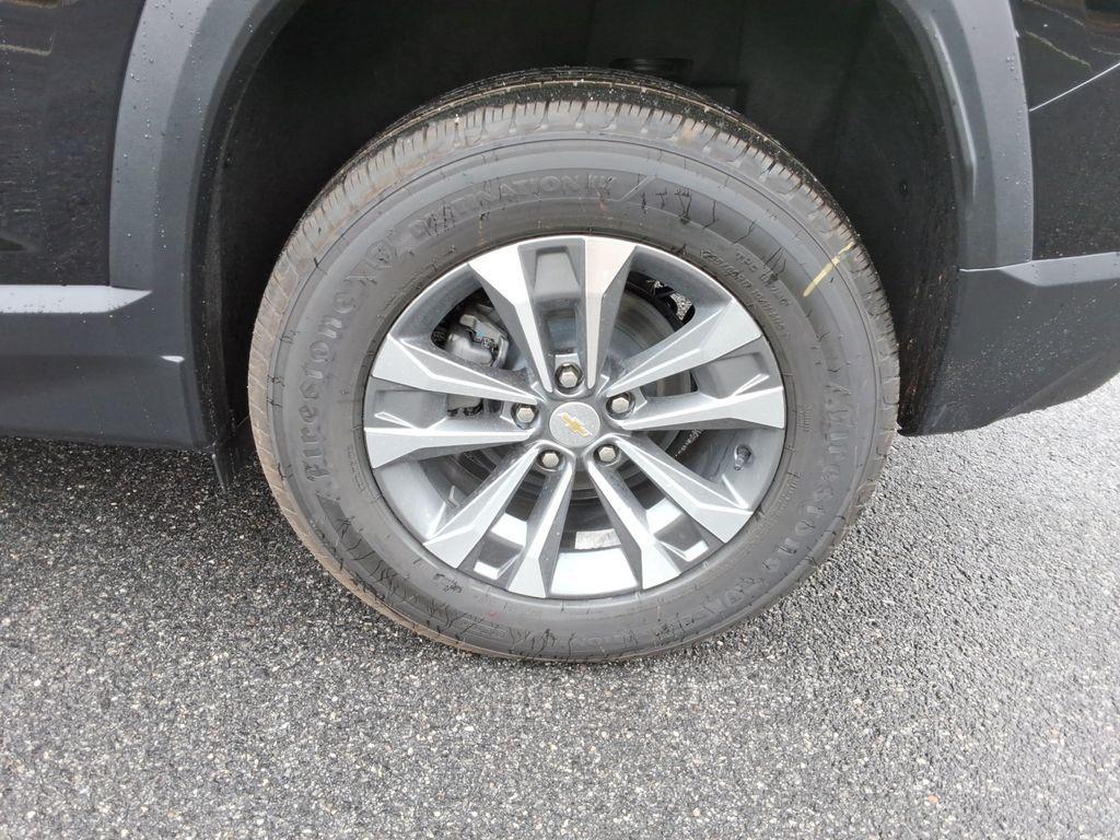 new 2026 Chevrolet Equinox car, priced at $28,068