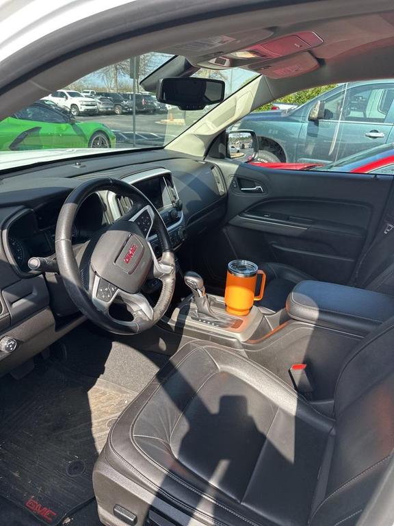 used 2022 GMC Canyon car, priced at $26,995