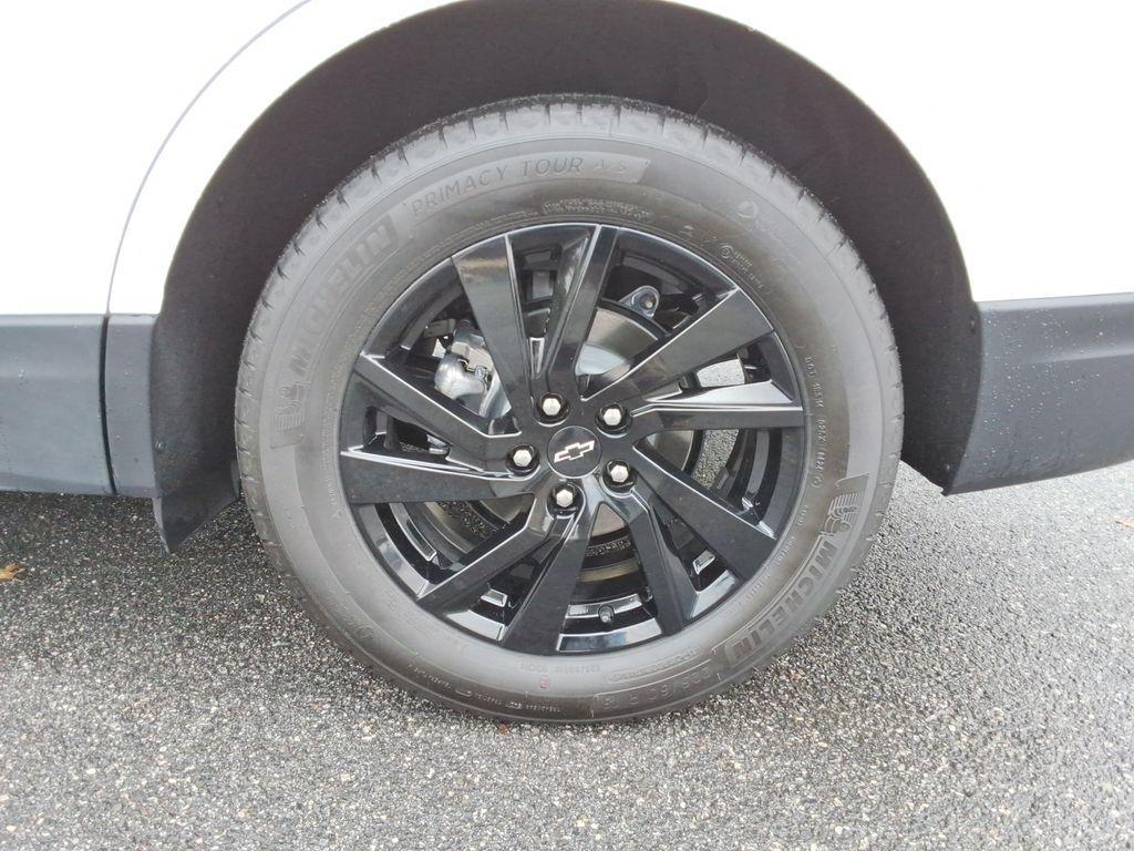 used 2024 Chevrolet Equinox car, priced at $24,355