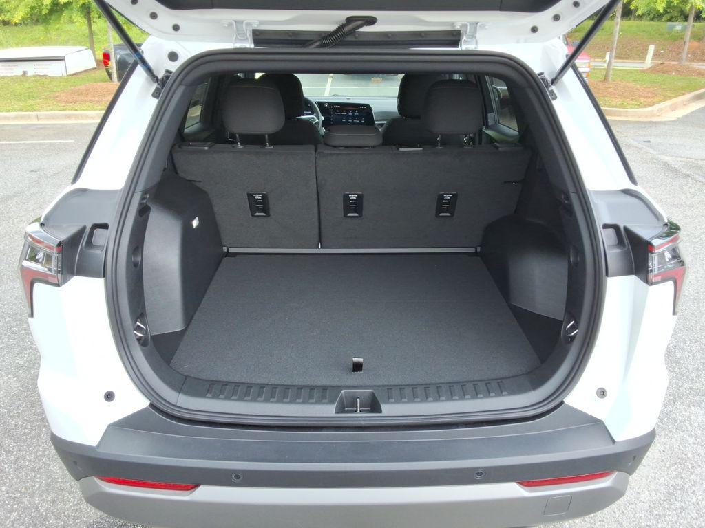 new 2026 Chevrolet Equinox car, priced at $29,013