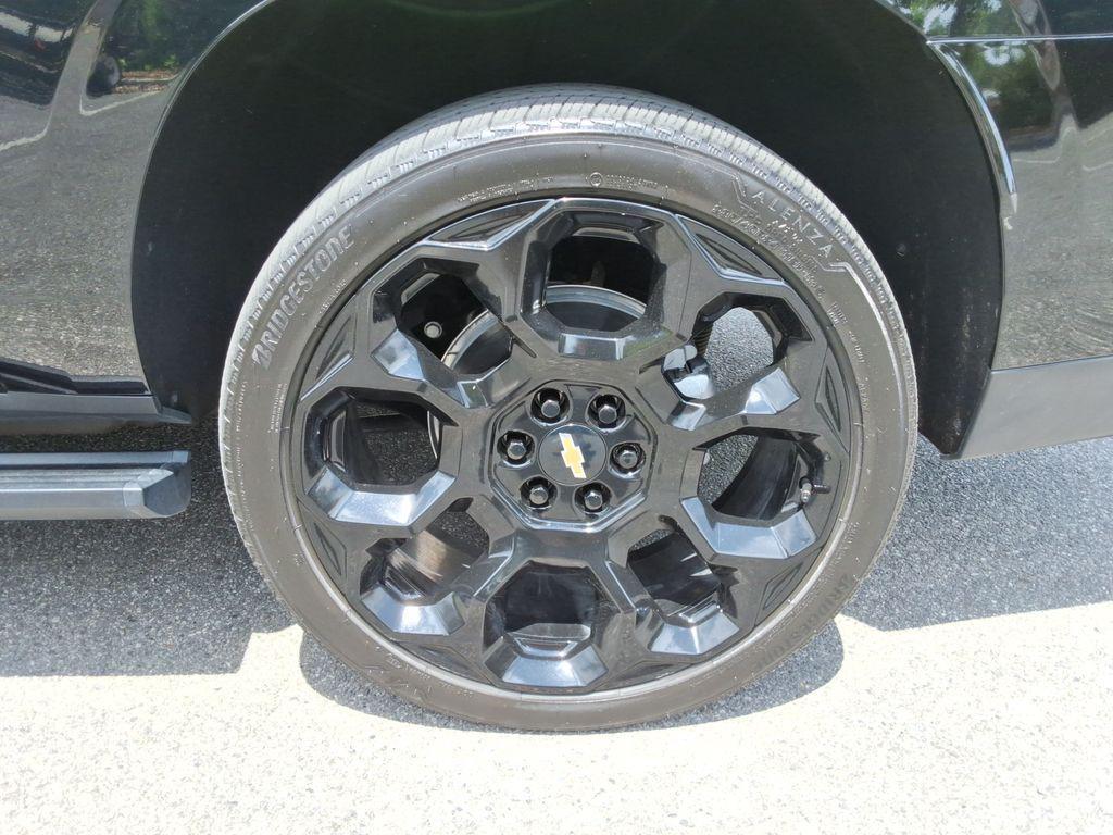 used 2025 Chevrolet Suburban car, priced at $79,022