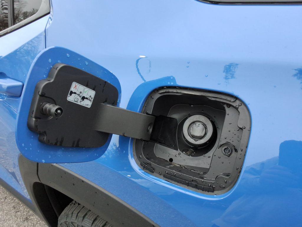 new 2026 Chevrolet Equinox car, priced at $31,079