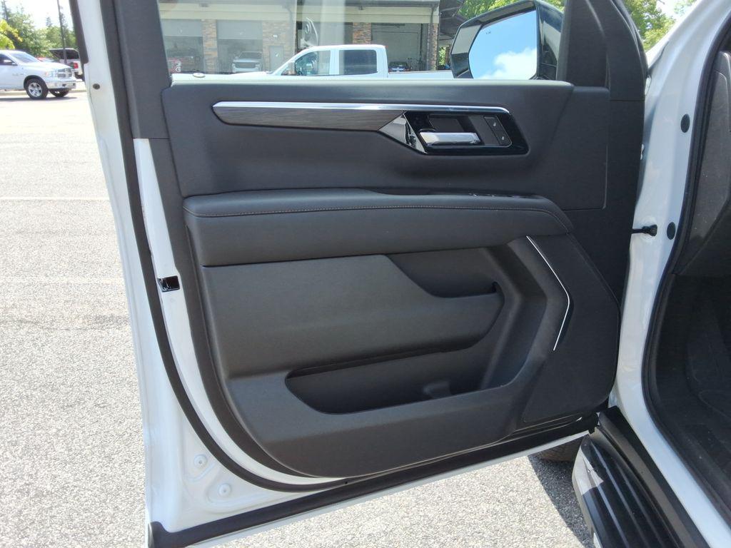 new 2026 Chevrolet Suburban car, priced at $67,661
