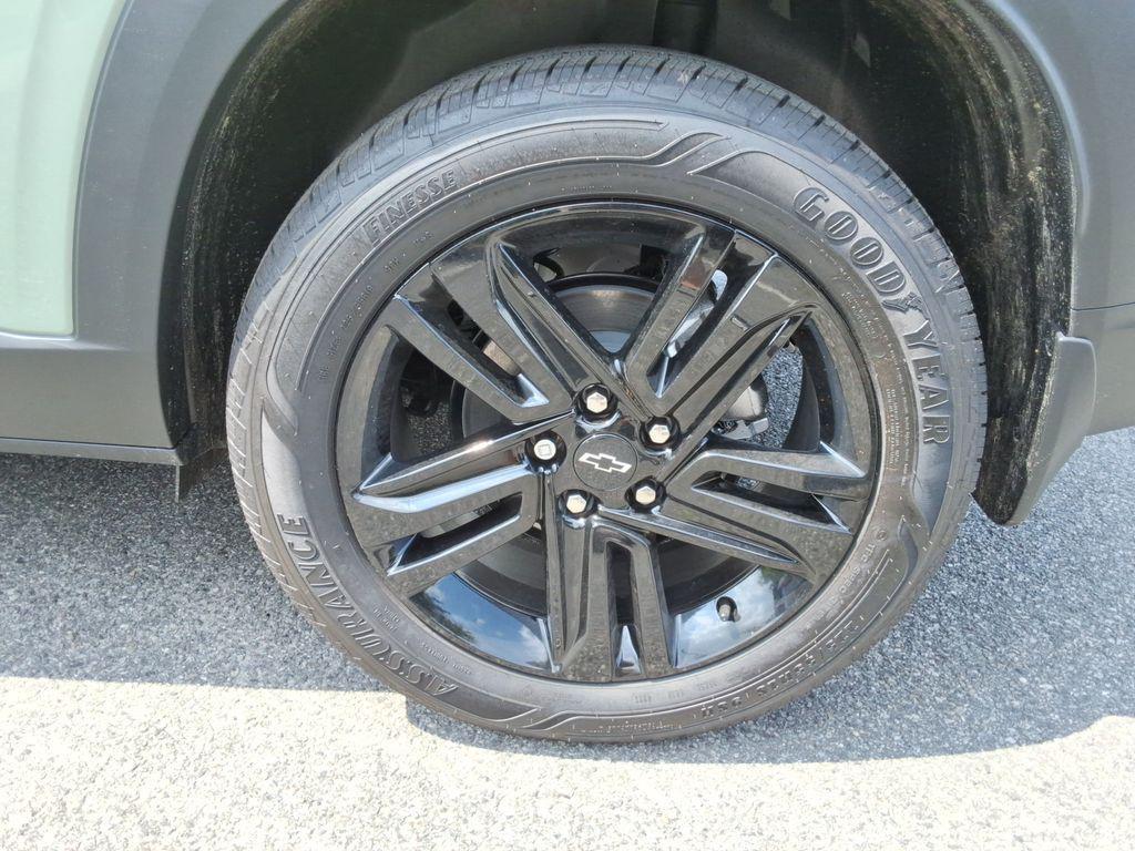 new 2026 Chevrolet Trax car, priced at $25,204