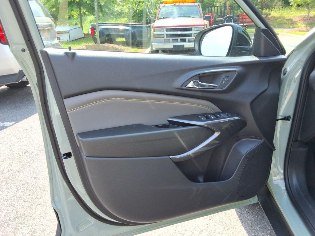 new 2026 Chevrolet Trax car, priced at $25,204