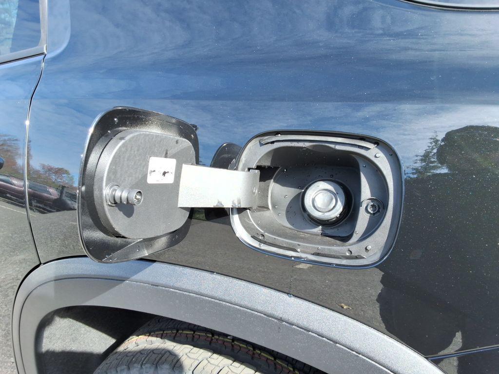 new 2026 Chevrolet Traverse car, priced at $54,152