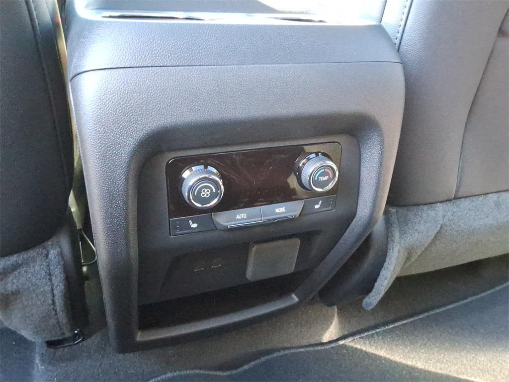 new 2026 Chevrolet Traverse car, priced at $57,429