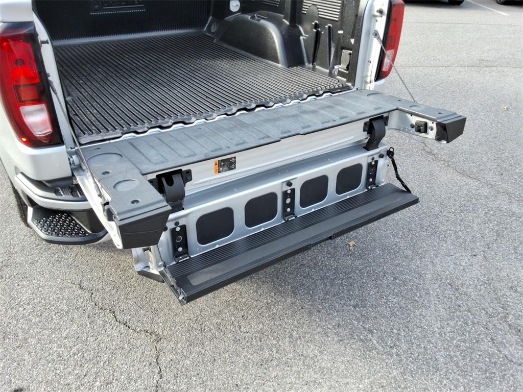 used 2021 GMC Sierra 1500 car, priced at $31,899