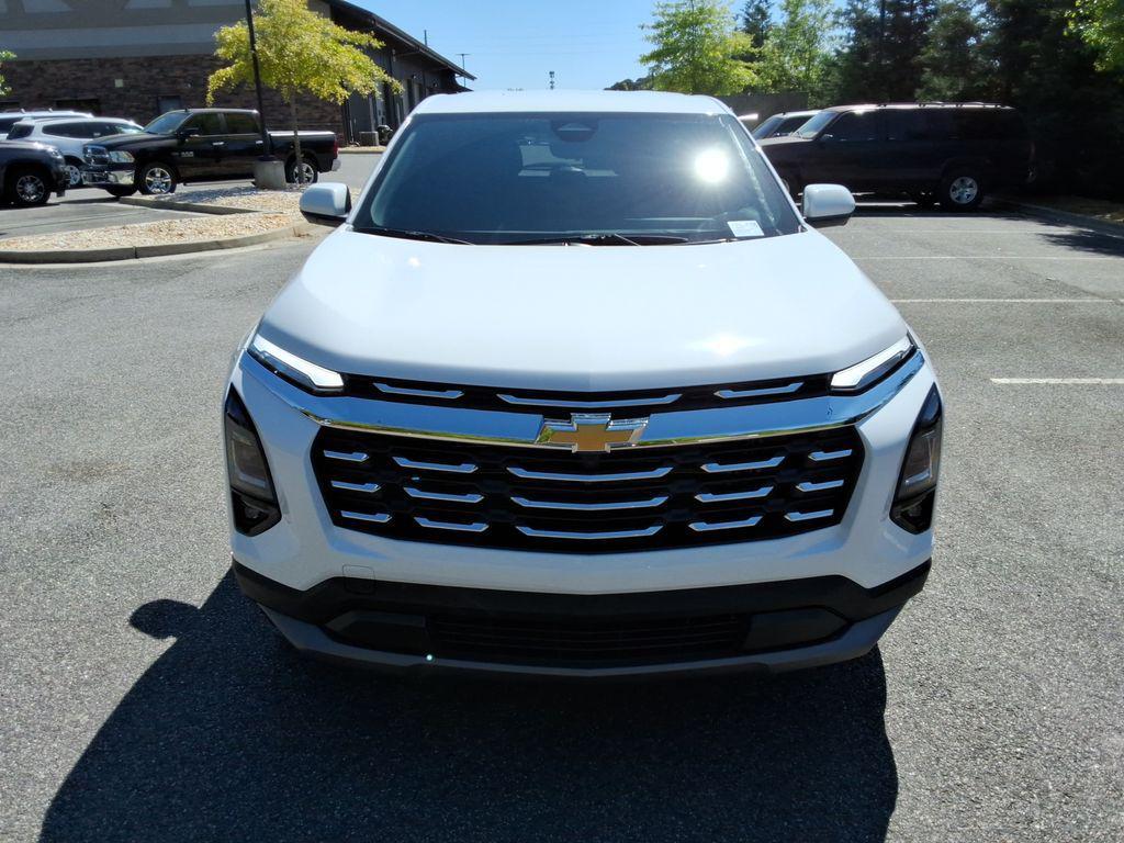 new 2026 Chevrolet Equinox car, priced at $28,124